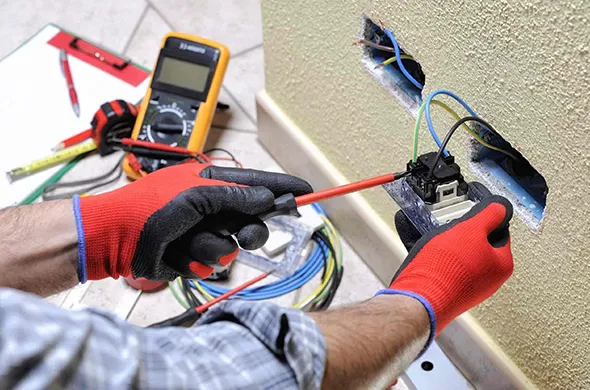 Trusted electricians in East Ridge, TN offering expert residential electrical troubleshooting and repair.